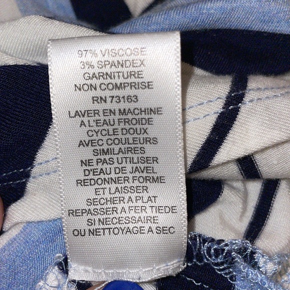 Cable & Gauge Petite Striped, Strappy Back Shortsleeved Top - Picture 9 of 9